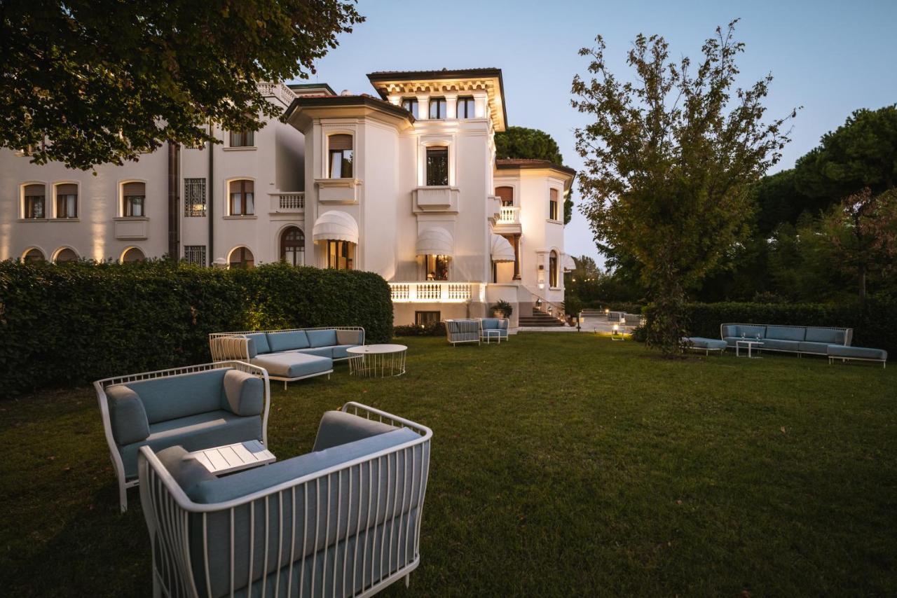 Hotel De La Ville Riccione Luaran gambar