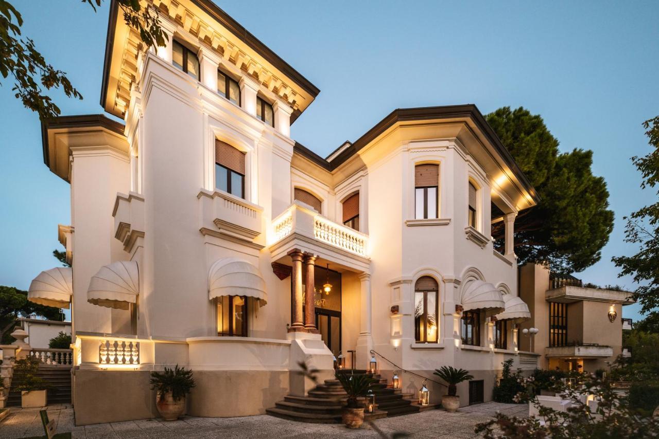 Hotel De La Ville Riccione Luaran gambar