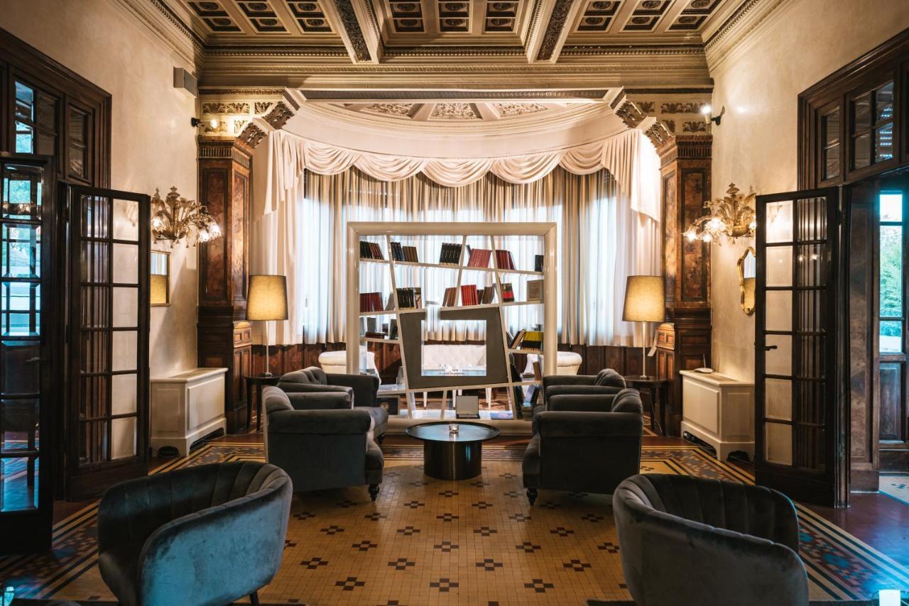 Hotel De La Ville Riccione Luaran gambar