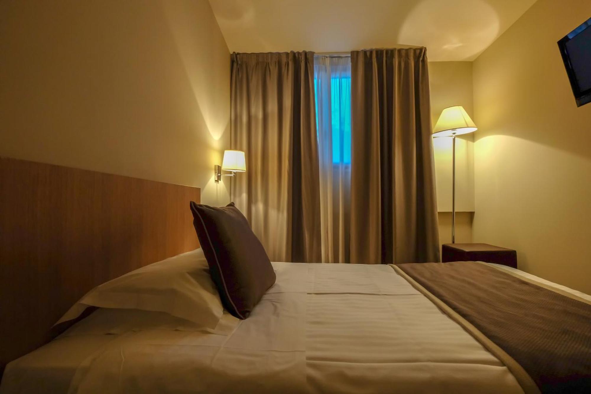 Hotel De La Ville Riccione Bilik gambar