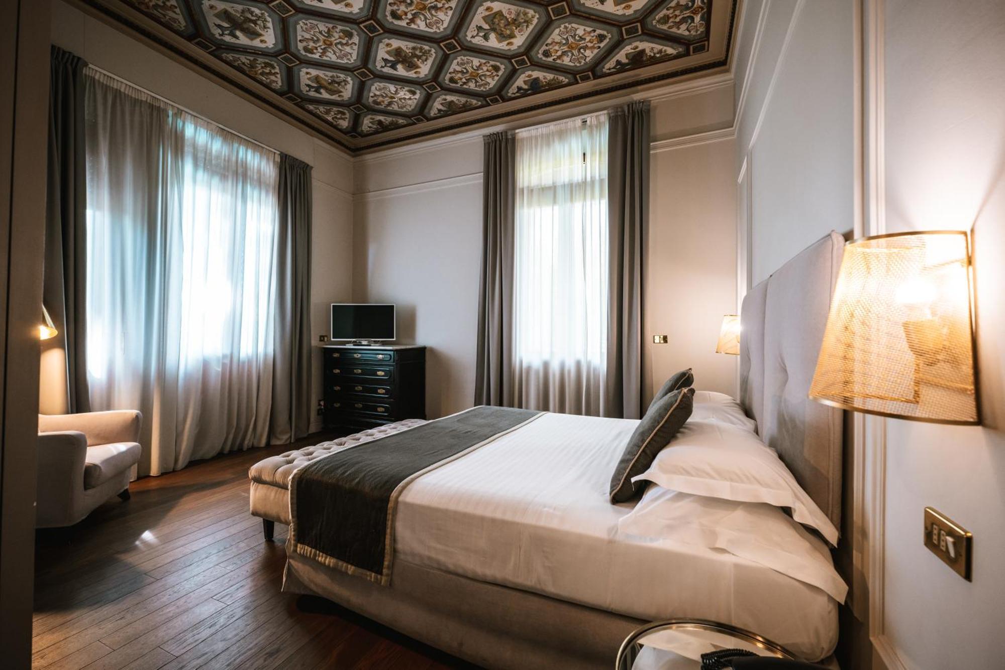 Hotel De La Ville Riccione Luaran gambar