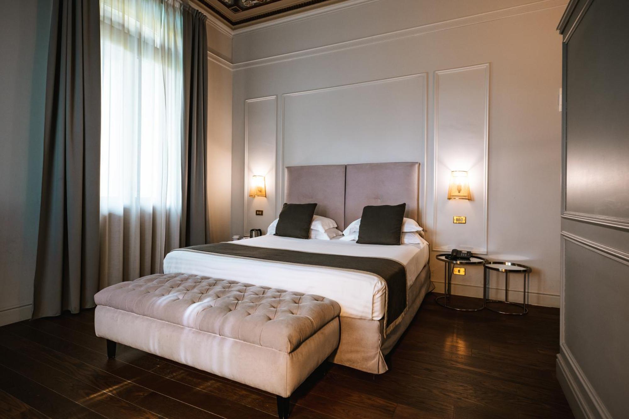 Hotel De La Ville Riccione Luaran gambar