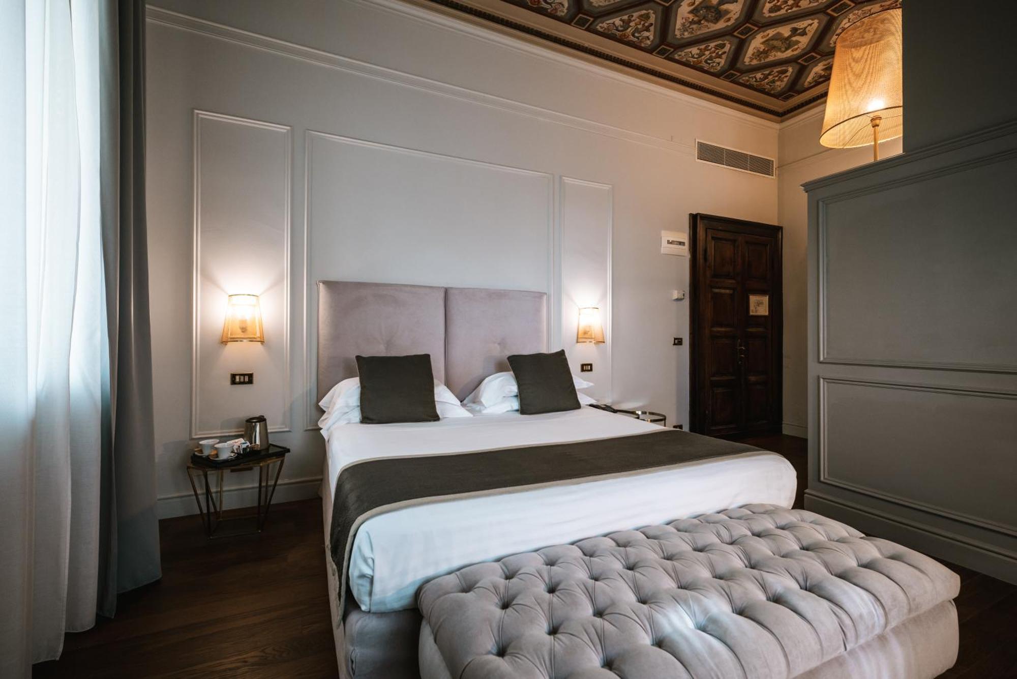 Hotel De La Ville Riccione Luaran gambar