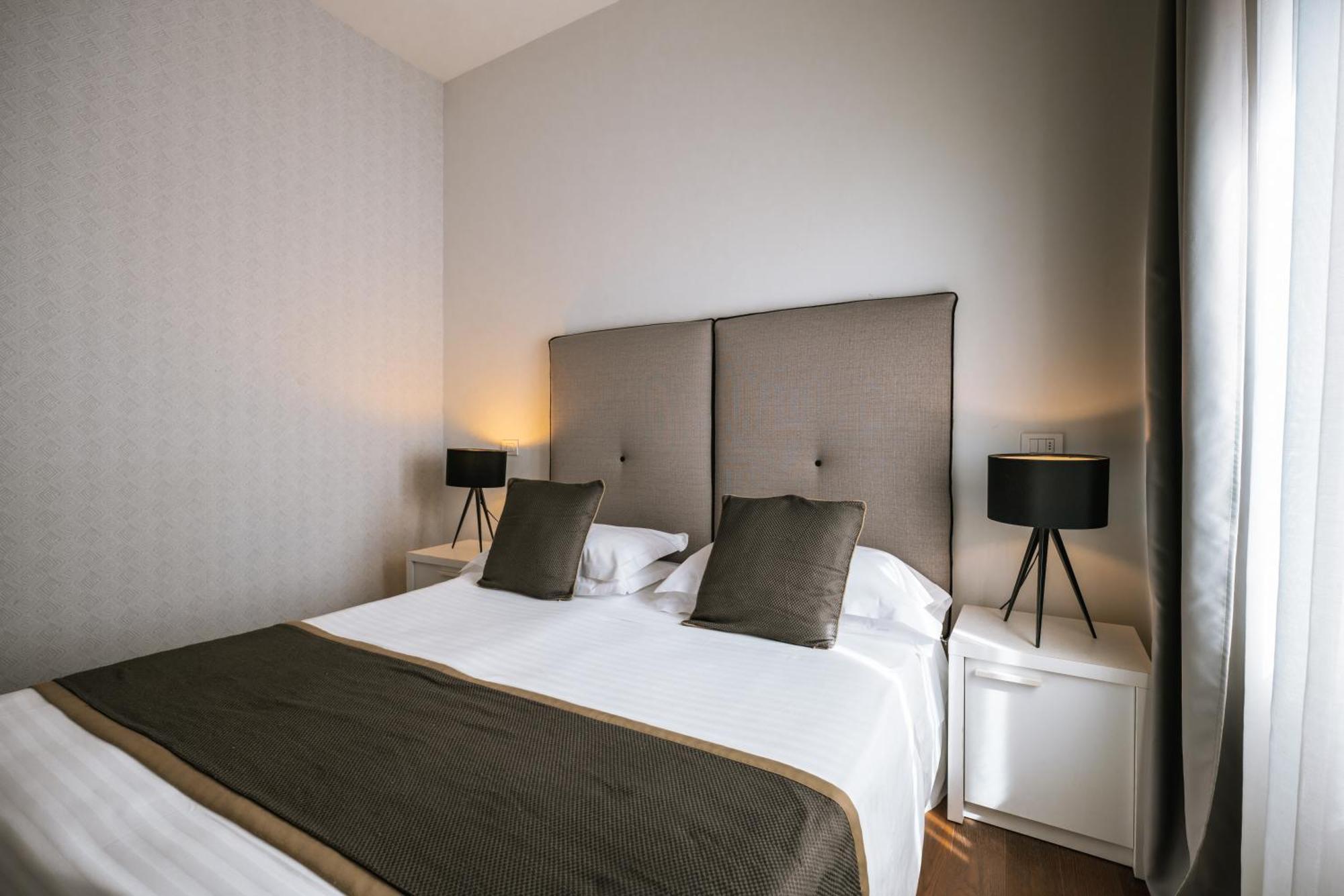 Hotel De La Ville Riccione Luaran gambar